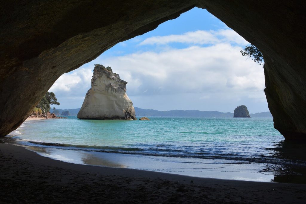 cathedral cove 1592274 1280