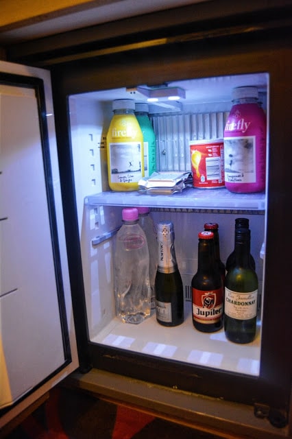 MiniBar, Dominican, Brussels